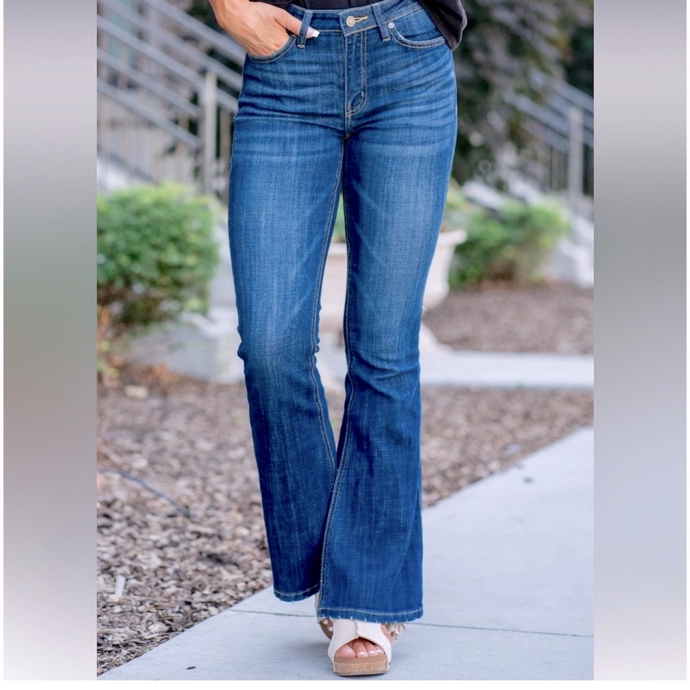 KanCan Flare Jean